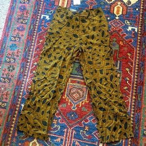 NEW Wide legged pattern pants w. tags 🏷 Size 16